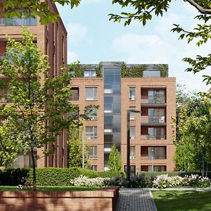 Green Estate Old Town Apartment, Private Parking, Balcony